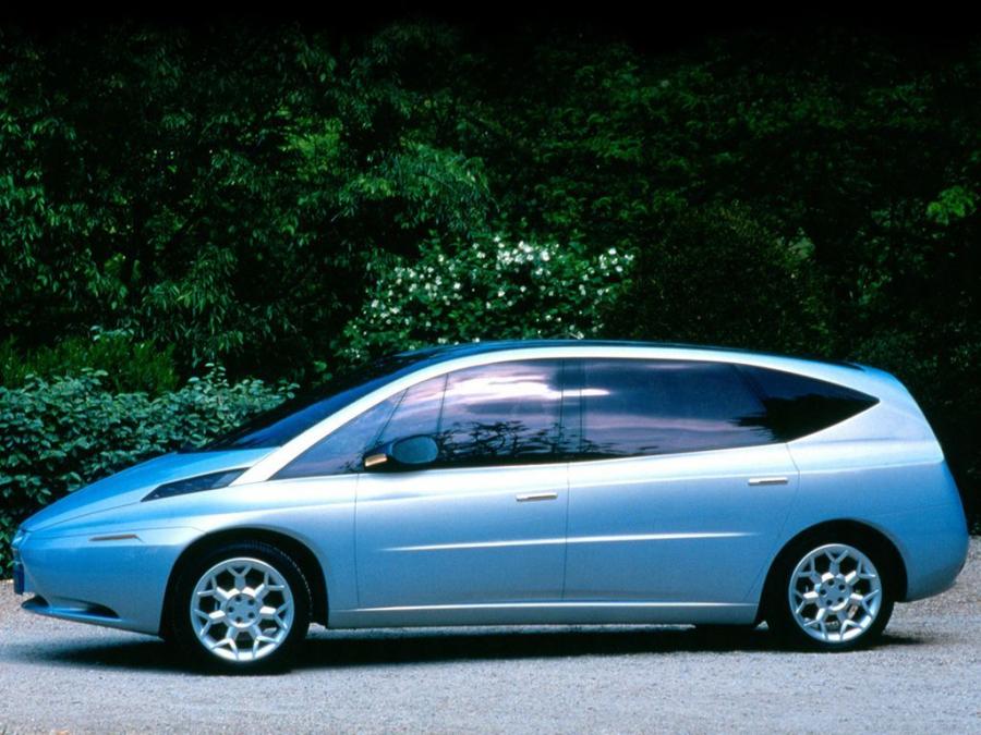  Fiat Vuscia Concept 1996 года  (фото 2 из 6)